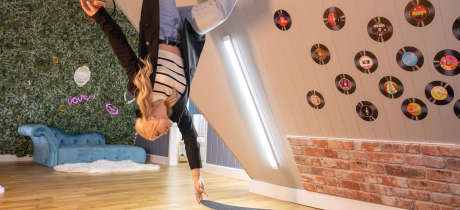 Upside Down House Westfield White City - Featured Image - 4