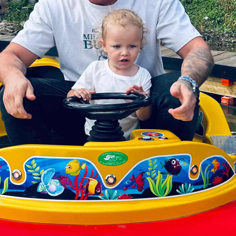 Bumper boats
