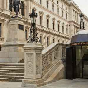 Visit the Churchill Museum