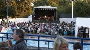 Band playing at Hampton Pool