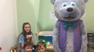 Kids with mascot at KIDZ TOWN Role-Play Centre in Stirling