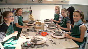 Mudpie Pottery Painting Creative Studio - Featured Image - 2