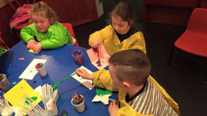 Kids painting at iplay in Bristol