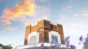 Outside view of Broadway Cinema & Theatre in Letchworth