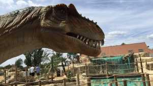 Jurassic Falls Adventure Golf - Featured Image - 2