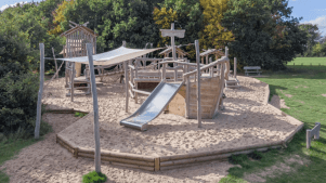 Cudmore Grove Country Park - Featured Image - 2