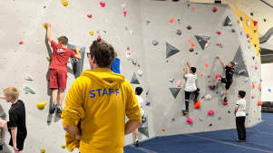 Hang on climbing - Featured Image - 2