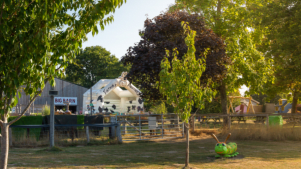 Farmer Palmers Farm Park - Featured Image - 2