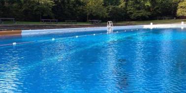 Outdoor swimming pool at Jesus Green Pool in Cambridge