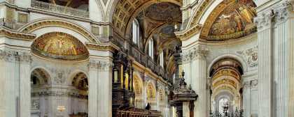 inside the st pauls cathedral 