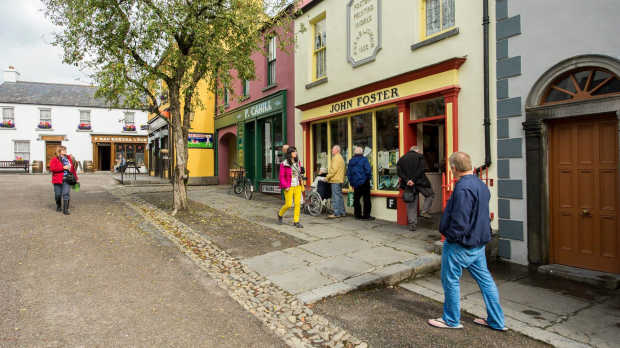 Street view of Bunratty Castle and Folk Park in Shannon