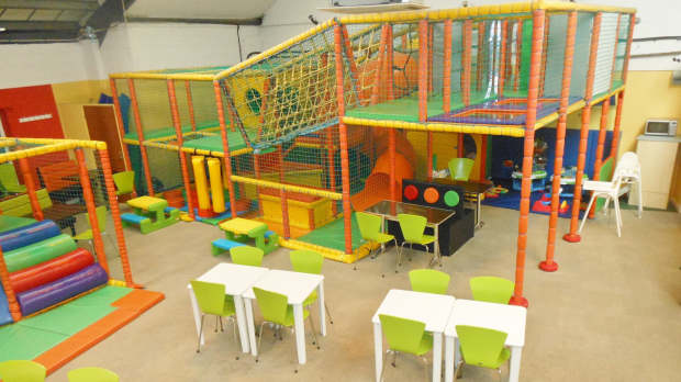 Indoor soft play frame and cafe area at Creepy Crawlies Play Centre in Chelmsford