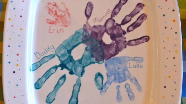 Painted plate at Fingers and Thumbs Crafts Centre in North Berwick