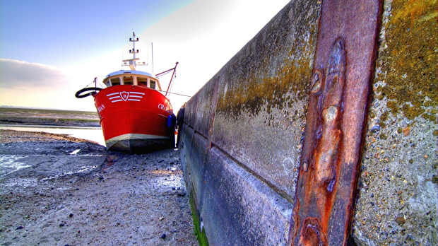 Boat at Leigh Bell Wharf