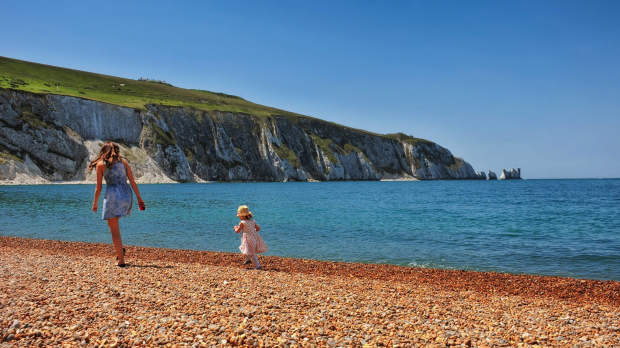 Mum and daughter at Needles Park Sand Cliffs in Alum Bay