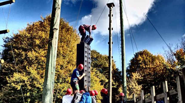 Team building activity at Kempston Outdoor Centre