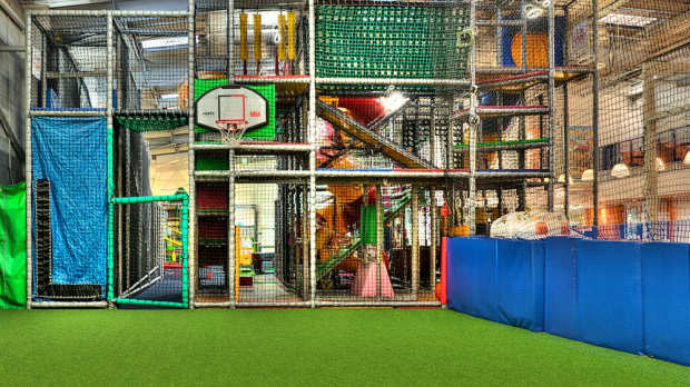 Soft play frame at Eddie Catz Wimbledon