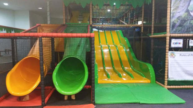 Soft play slides at Leos Play Den in Eastbourne