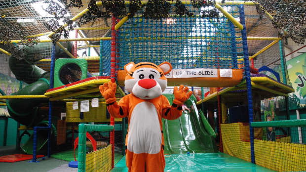 Tiger Mascot by indoor soft play frame at Jungle Mania Reading