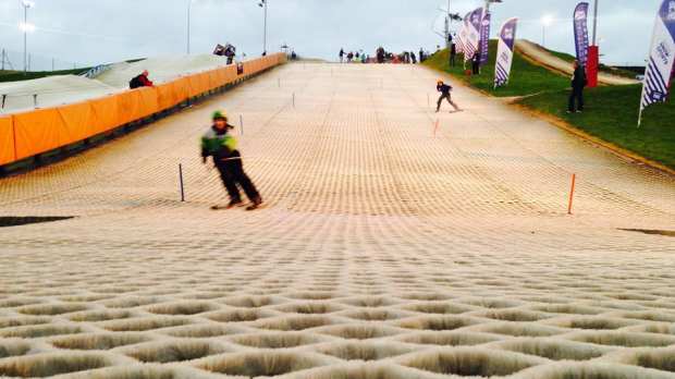People skiing at Aberdeen Snowsports Centre