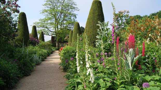 Walking path at Hidcote Manor Garden in Chipping Campden