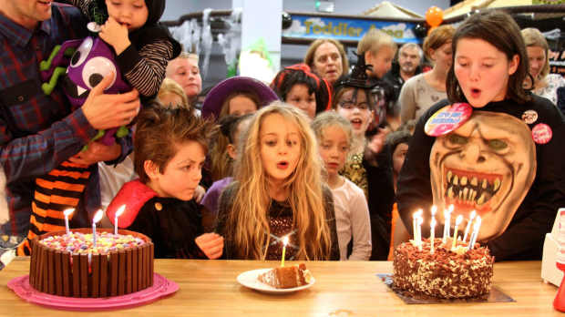 Kids at birthday party at The Play Farm Cheltenham