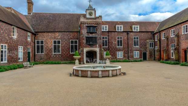 Fulham Palace House and Garden London - Featured Image - 1