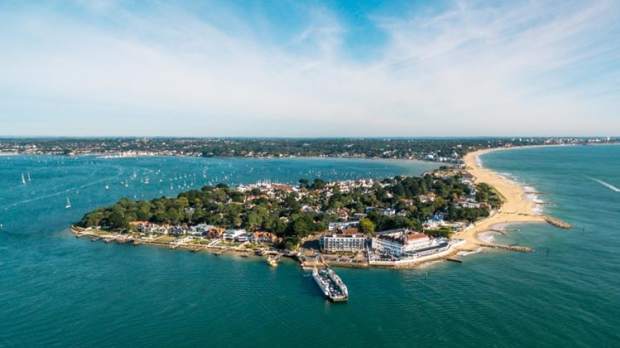 Sandbanks Beach - Featured Image - 1