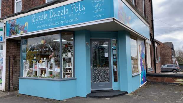 Razzle Dazzle Pots Ltd - Featured Image - 1