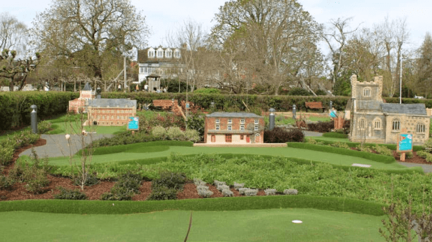 Henley Adventure Golf - Featured Image - 1