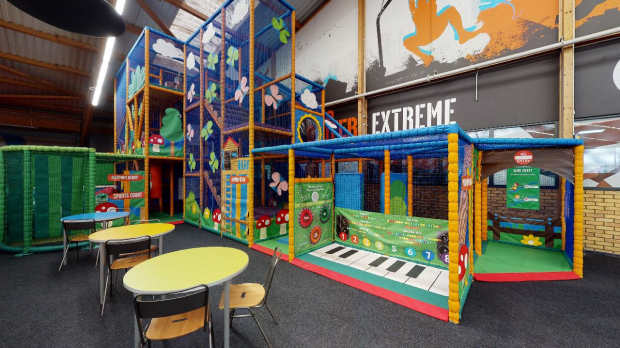 Gosling Sports, Ski and Board Park - Featured Image - 1