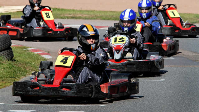 Kids go karting at Karting Oxford