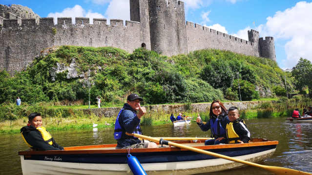 Paddle West Row Boat Hire - Featured Image - 3