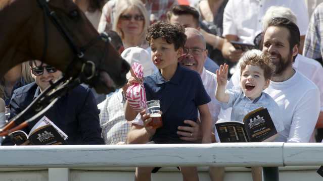 Goodwood Racecourse - Featured Image - 5