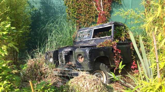 Jeep at Congo River Crazy Golf in Leicester