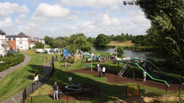 Families on playground at Dreamboats in Wimborne Minster