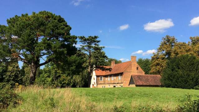 Manor Farm Ruislip - Featured Image - 1