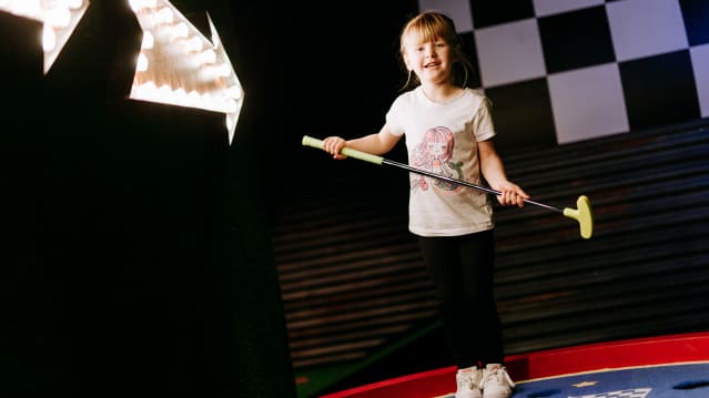 Putt Club Crazy Golf Farnborough - Featured Image - 1