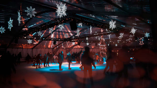 The Gateway Ice Rink - Featured Image - 3
