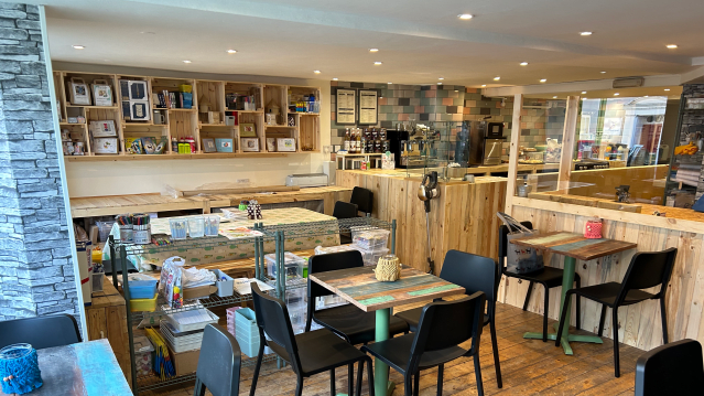 avo craft cafe - Featured Image - 1