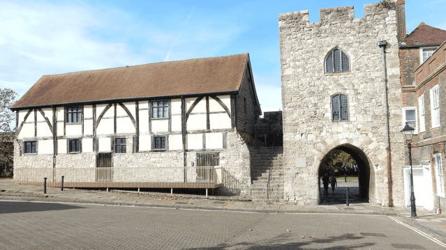 Curious About Southampton - Featured Image - 3