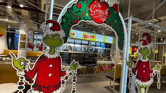 The Grinch Cafe Birmingham - Featured Image - 1