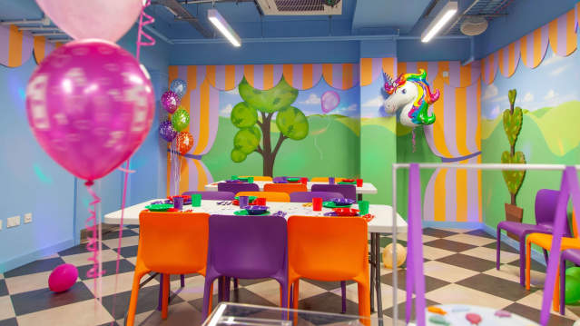 Fun Street - Featured Image - 11