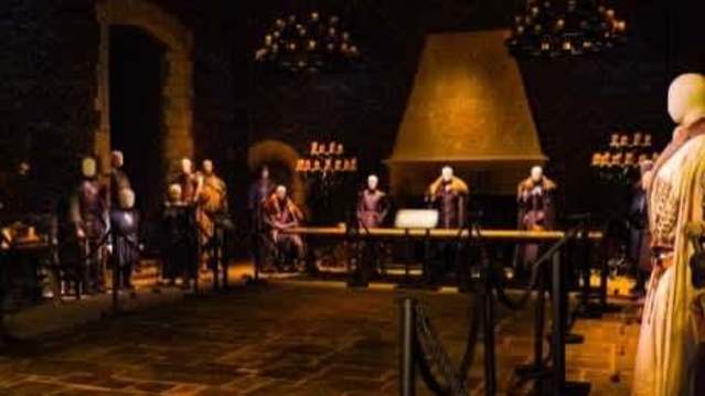 Full-scale recreation of the Red Keep’s Small Council Chamber, complete with mannequins in original Game of Thrones costumes.