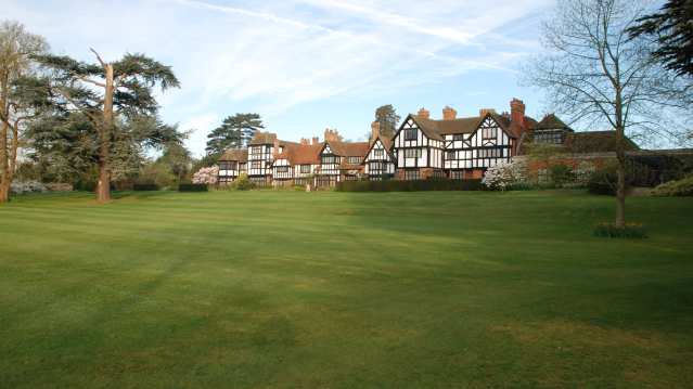 Ascott House and Gardens - Featured Image - 1