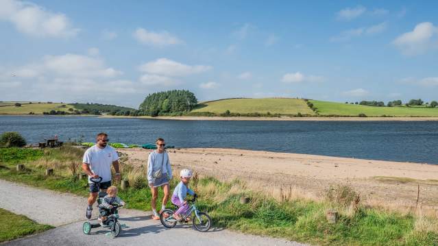 Siblyback Lake - Featured Image - 1