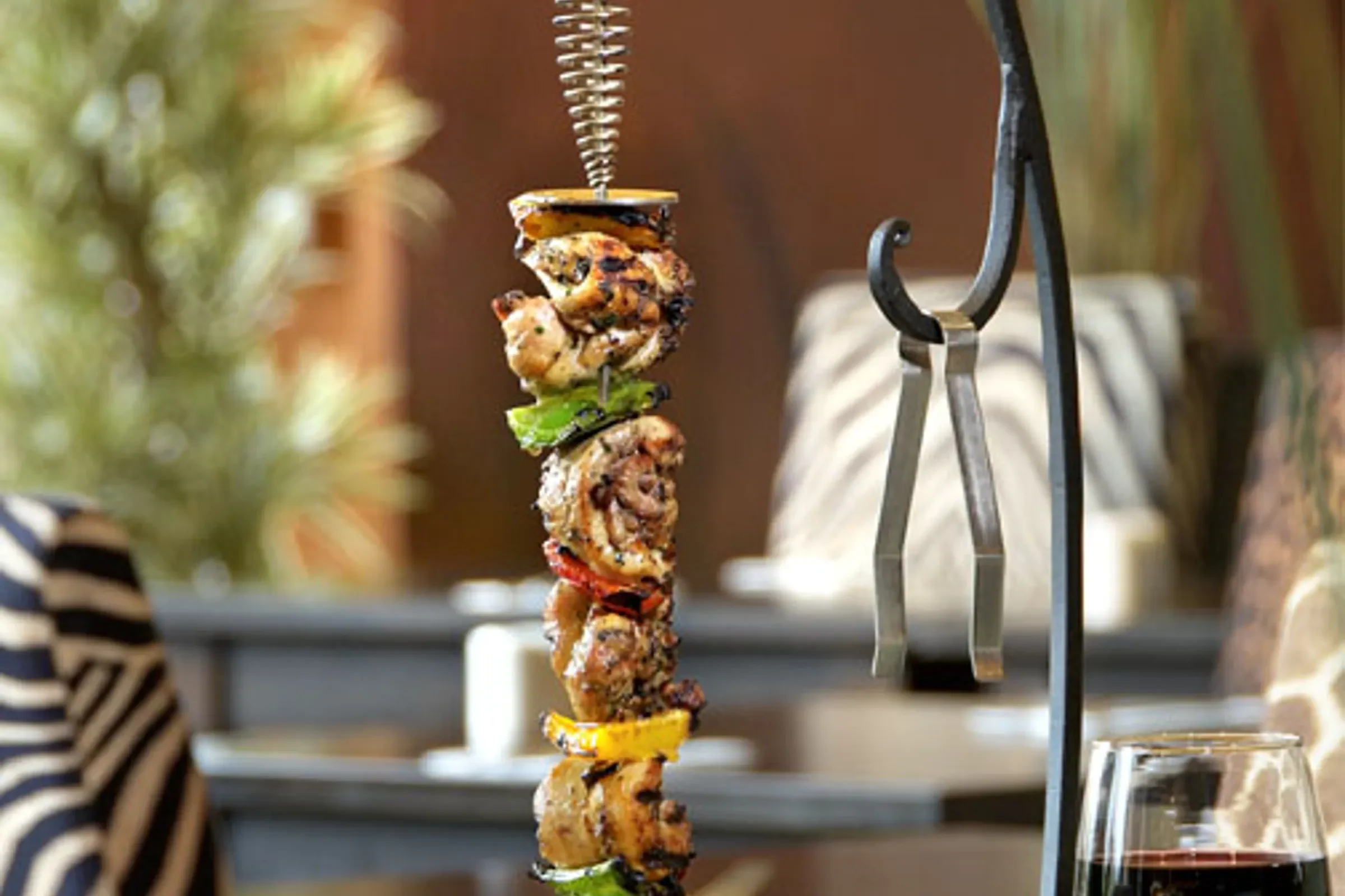 Zafari Bar & Grill